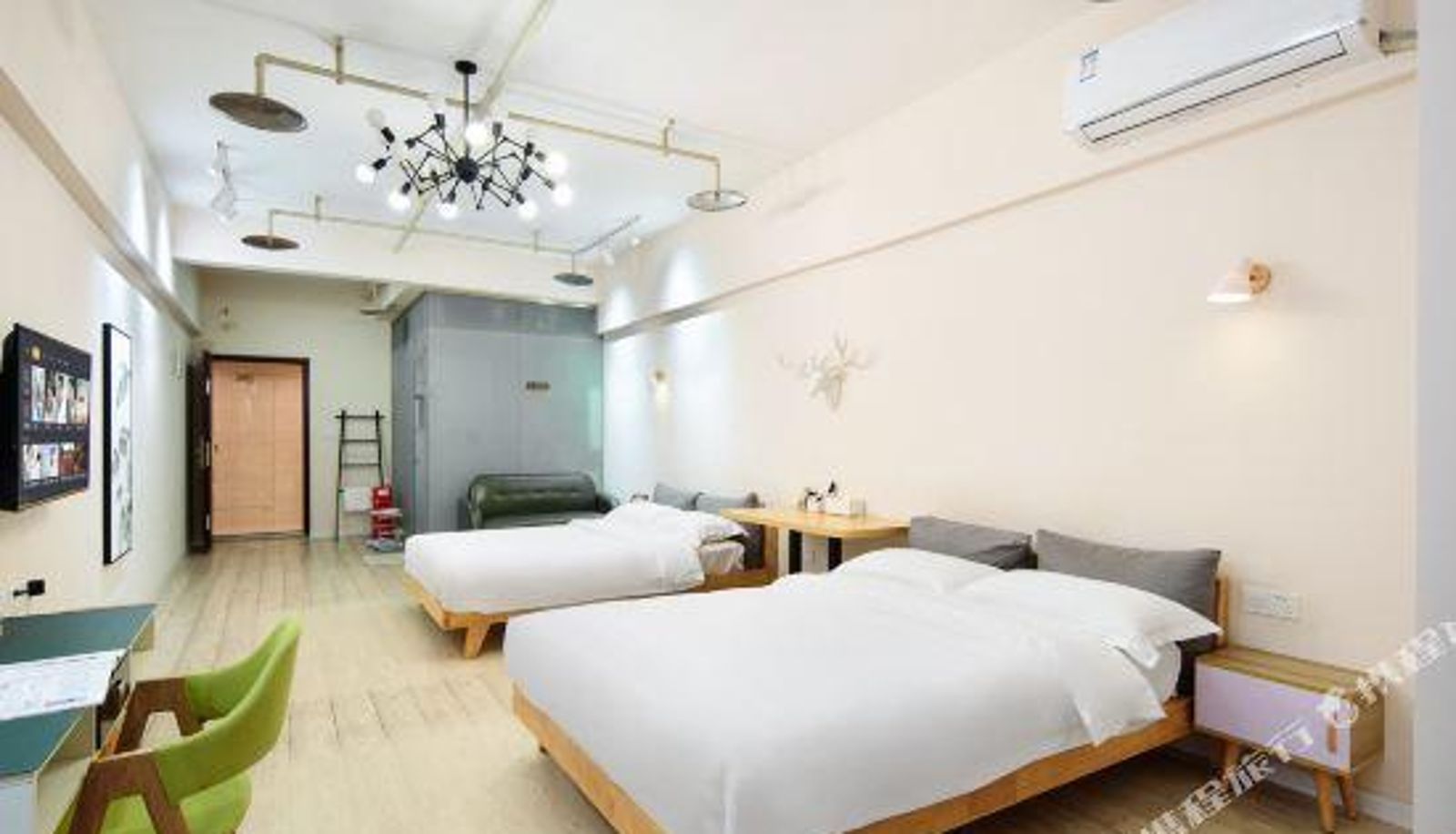 Gezinskamer - Fengyue Hotel (Longhu Yuanzhu Tianjie)
