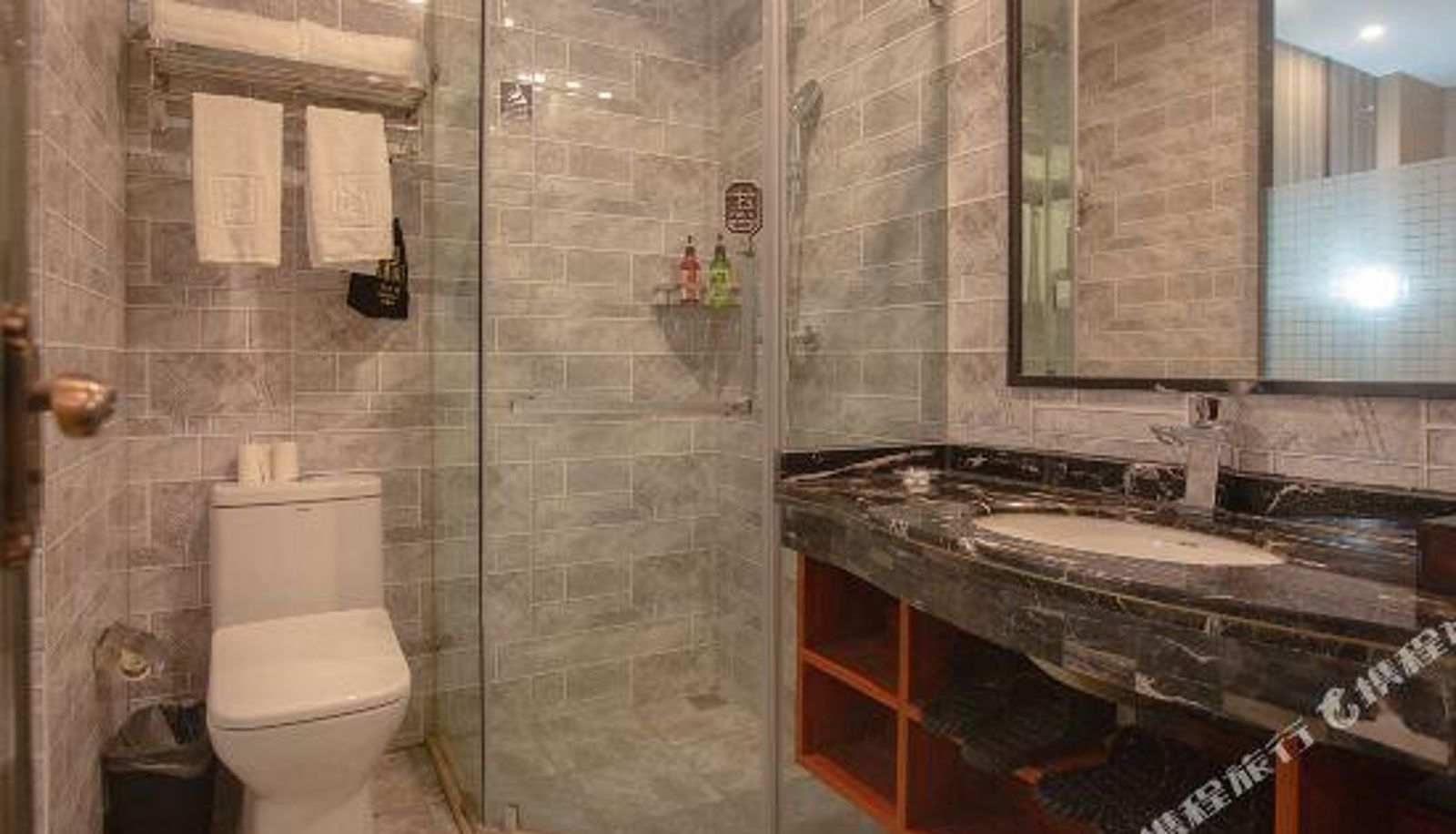 Camera business - Xihao Hotel