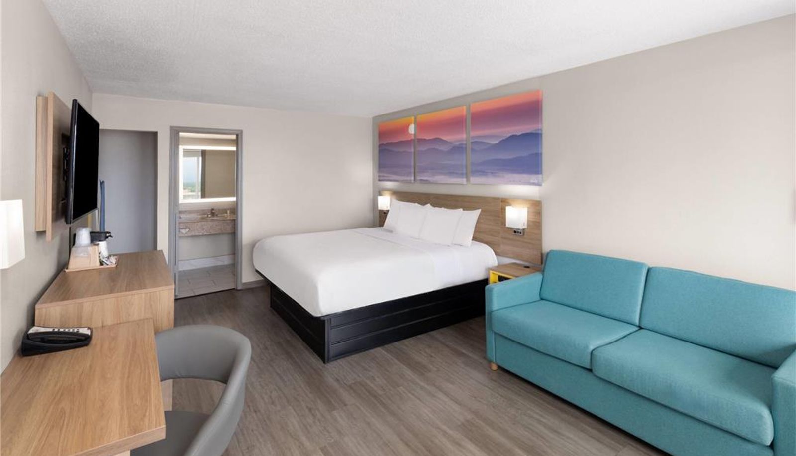 Camera - Days Inn by Wyndham Harrisonburg