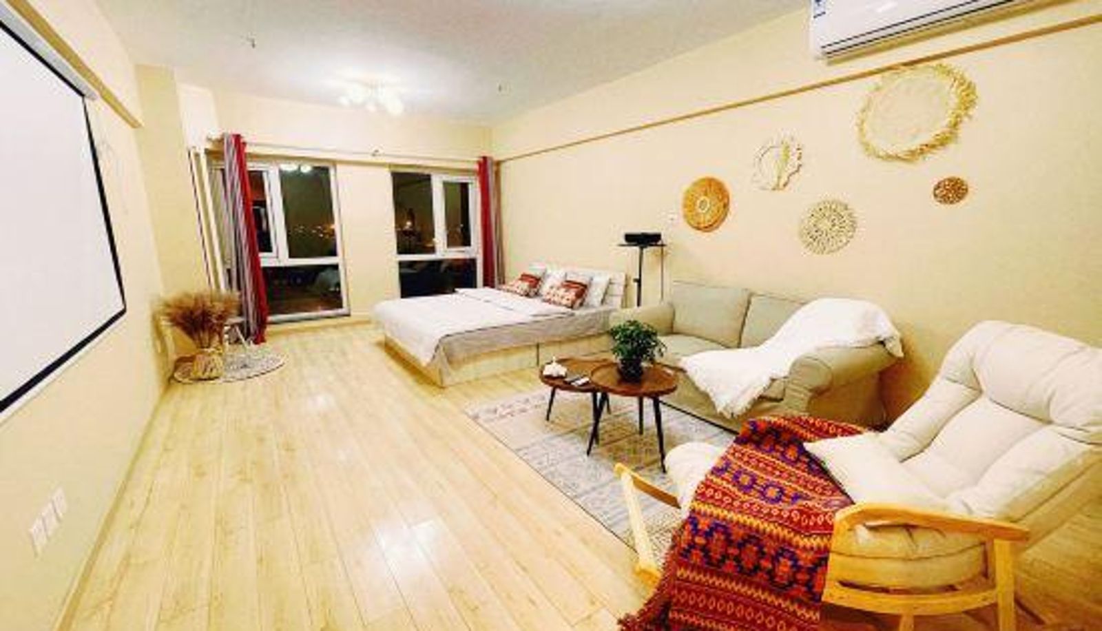Room - YUAN Apartment