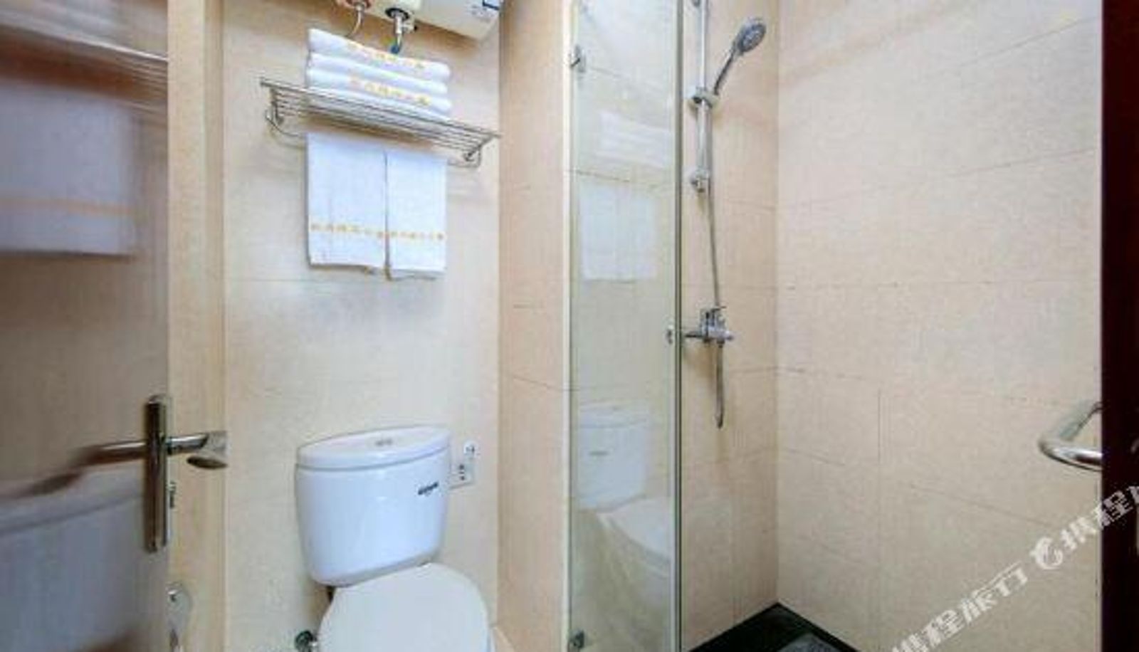 Kamer - The Fashion Apartment