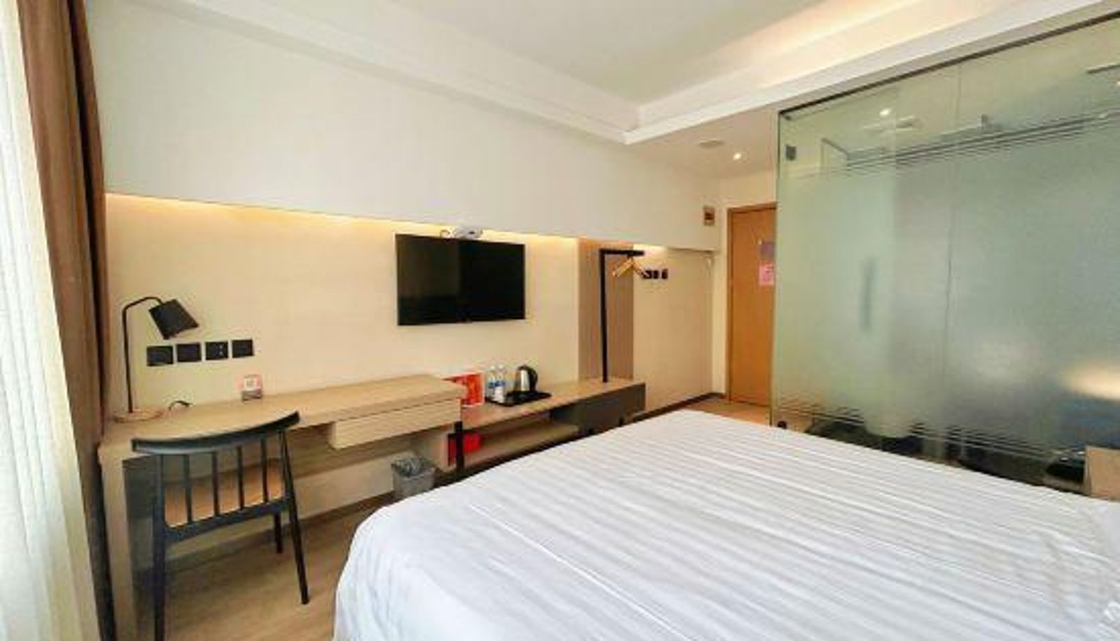 Camera business - Tiantian Ruyi Business Hotel