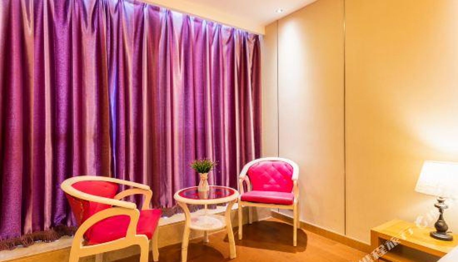 Business-kamer - Haihua Island Hotel (Tianjin Binhai High-speed Railway Station)