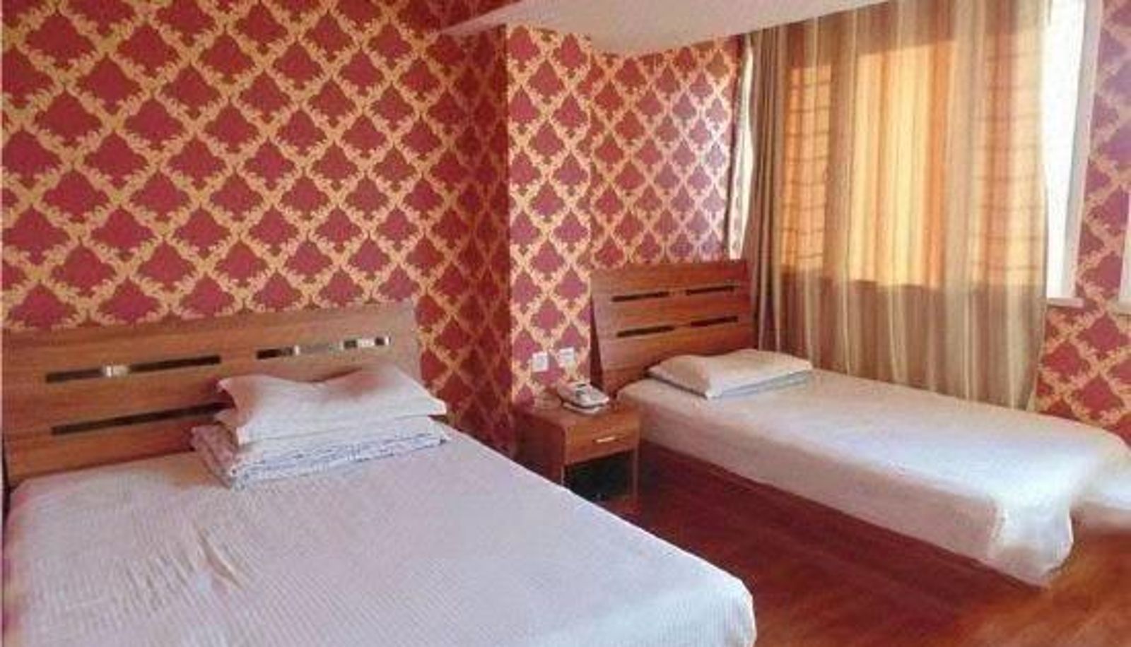 Family room - Tianjin Rainbow Home Express Hotel