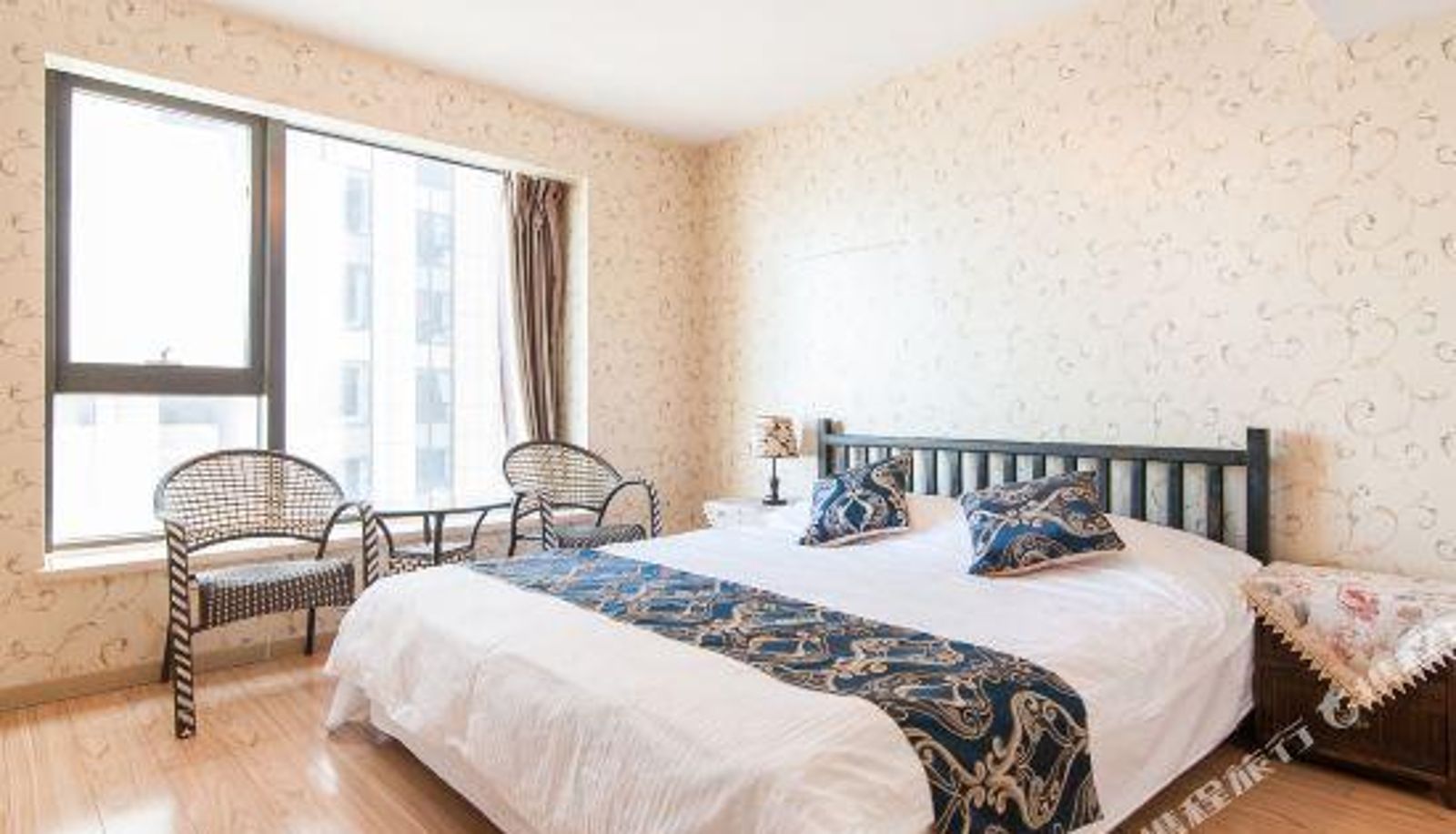 Room - ruizhuloftgongyushishangwujiudian