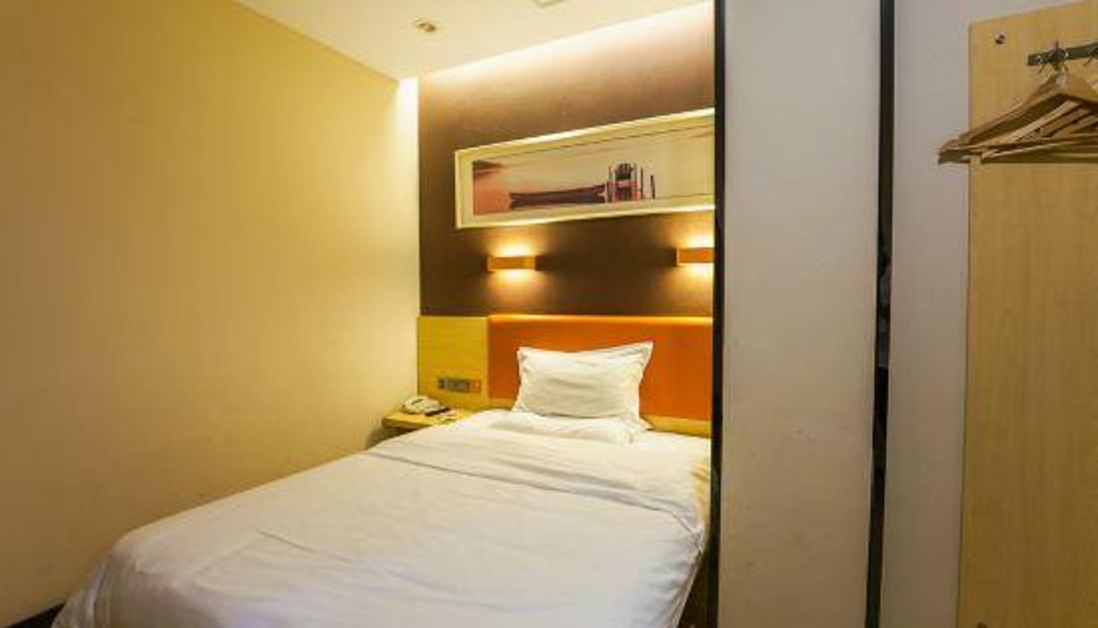 Innenbreich - 7 Premium Hotel(Xiaolan Industrial Park Baigang Subway Station Store)