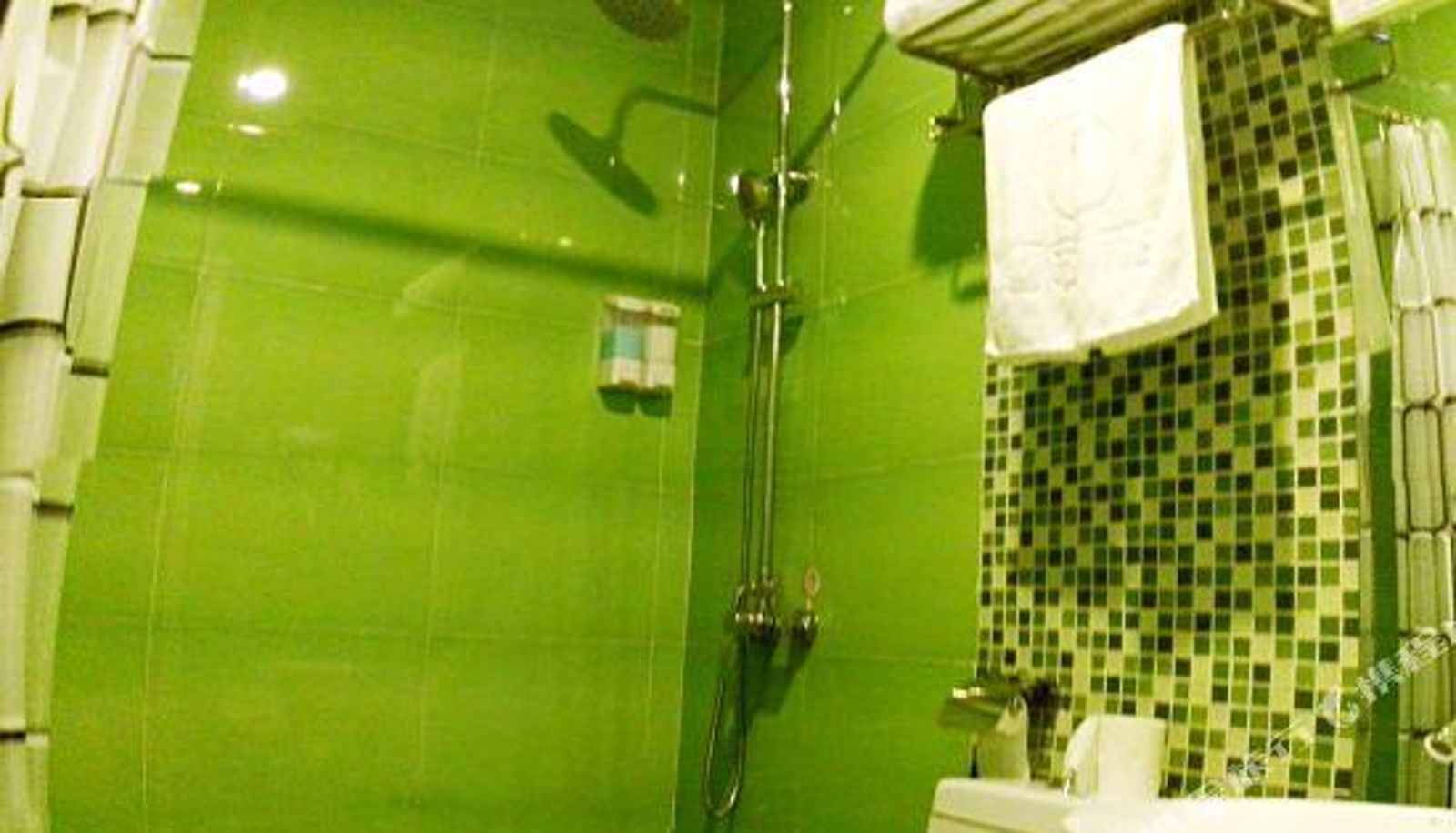 Chambre - City 118 (Luxian Taohuatan East Road Shop)