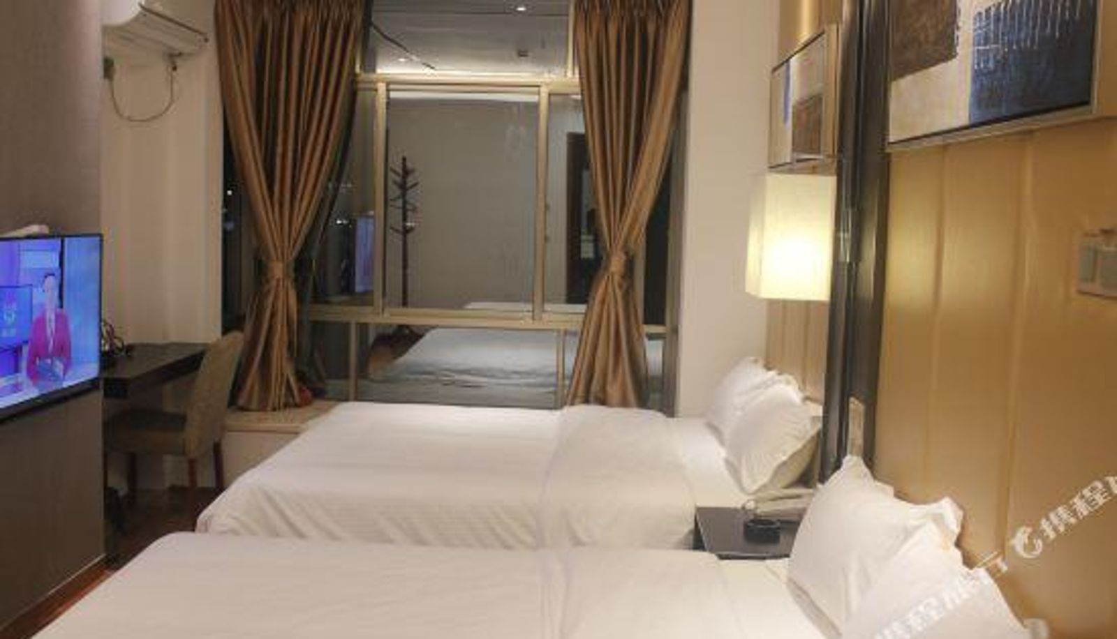 Zimmer mit Flussblick - Xinfeng New Venus Holiday Inn