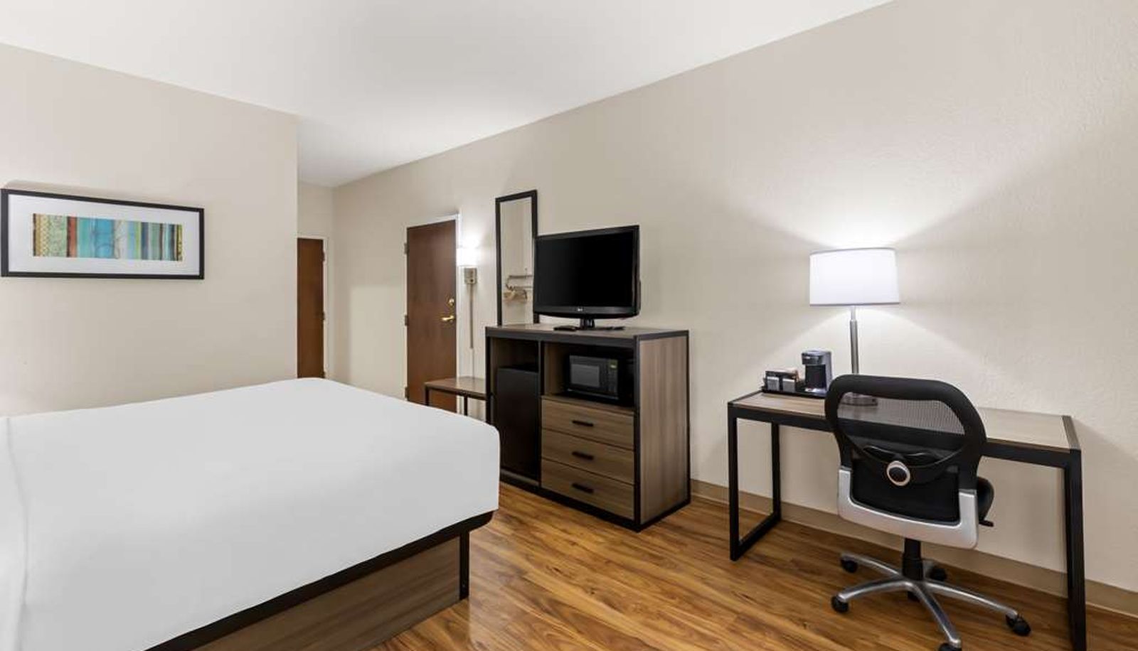 Room - Quality Inn Fayetteville Near Historic Downtown Square