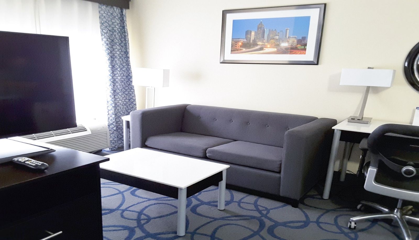 Zimmer - Holiday Inn Express & Suites LAWRENCEVILLE by IHG