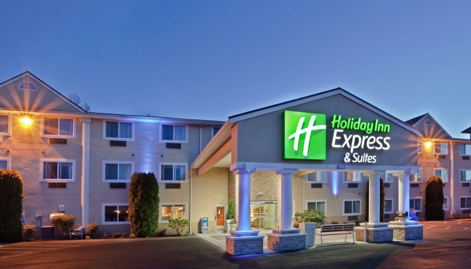Info - Holiday Inn Express & Suites BURLINGTON by IHG