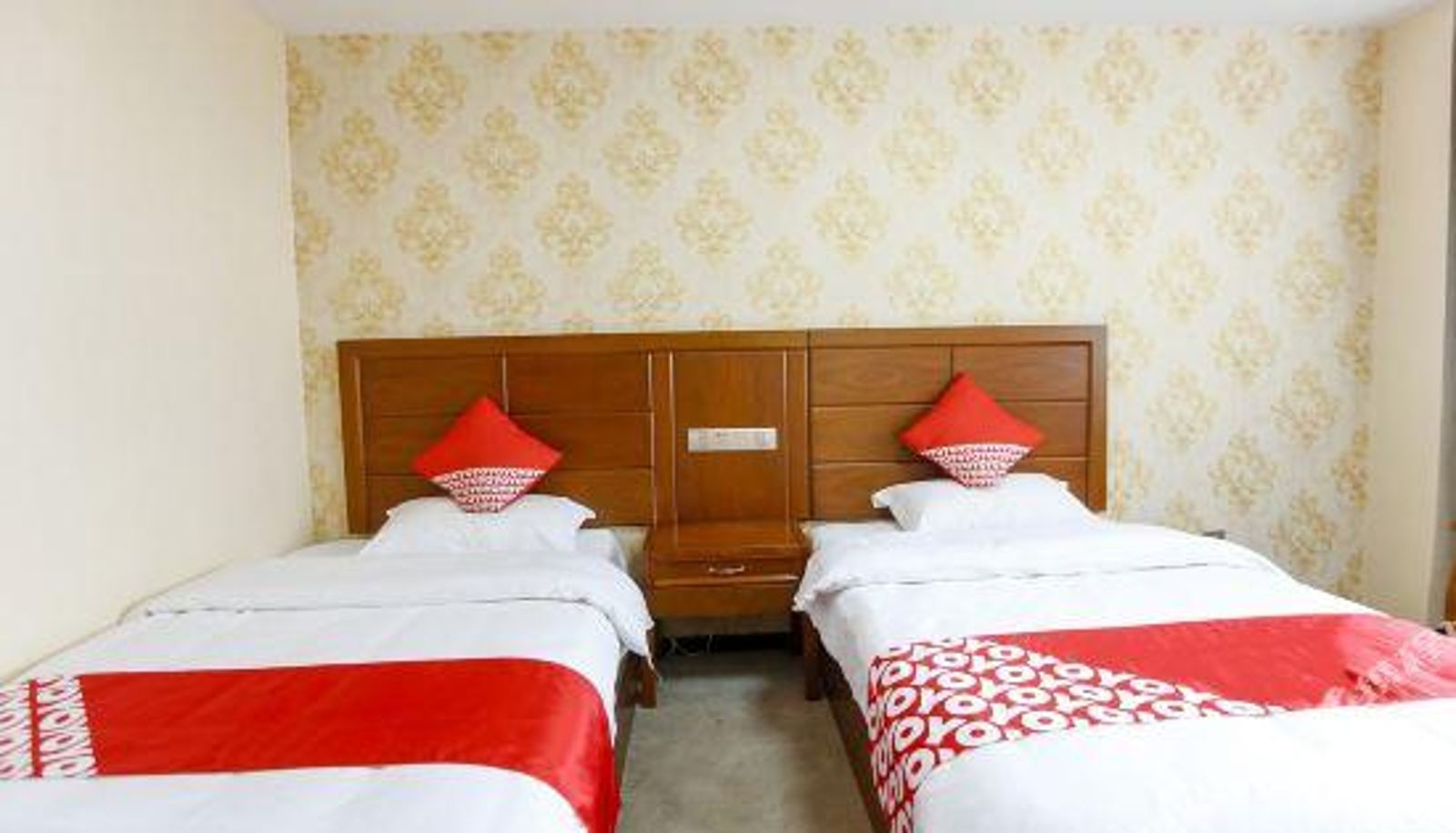 Room - Menghua Hotel
