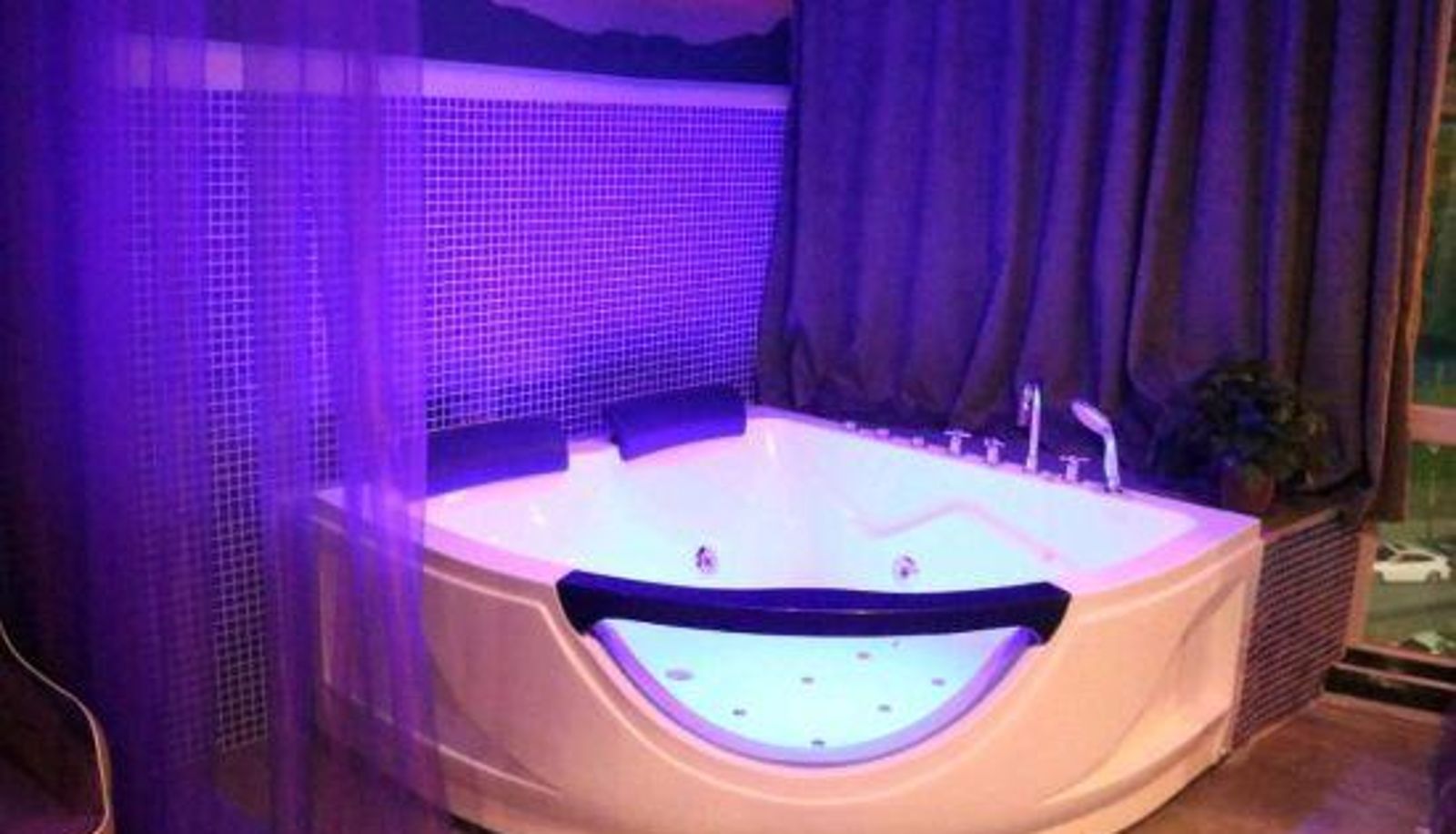 Room - Dream of Returning to Dali Theme Hotel