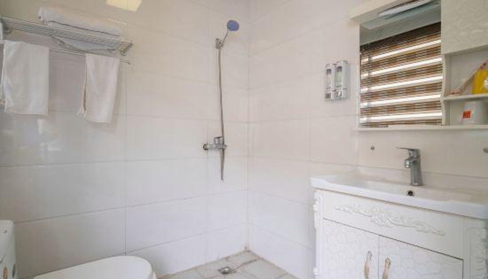 Kamer - Fuyang Xingfu Zhan Business Hotel (New World Commercial Plaza)