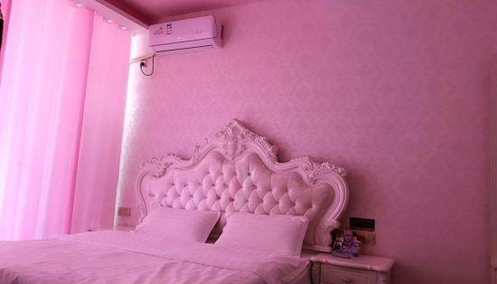 Camera - Fuyang Jian'ai Theme Hotel (China Community Branch)
