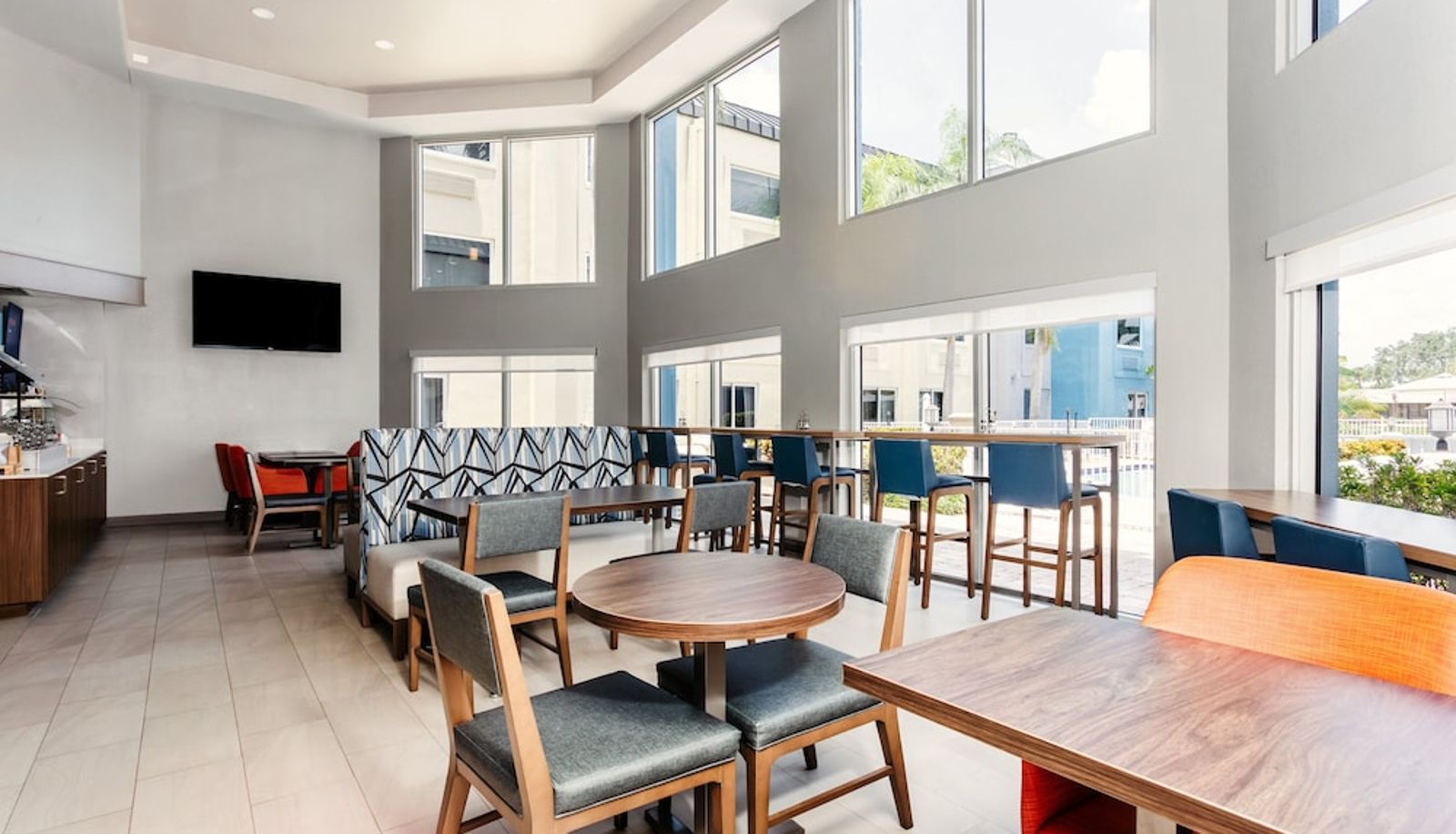 Restauracja - Holiday Inn Express CLEARWATER EAST - ICOT CENTER by IHG