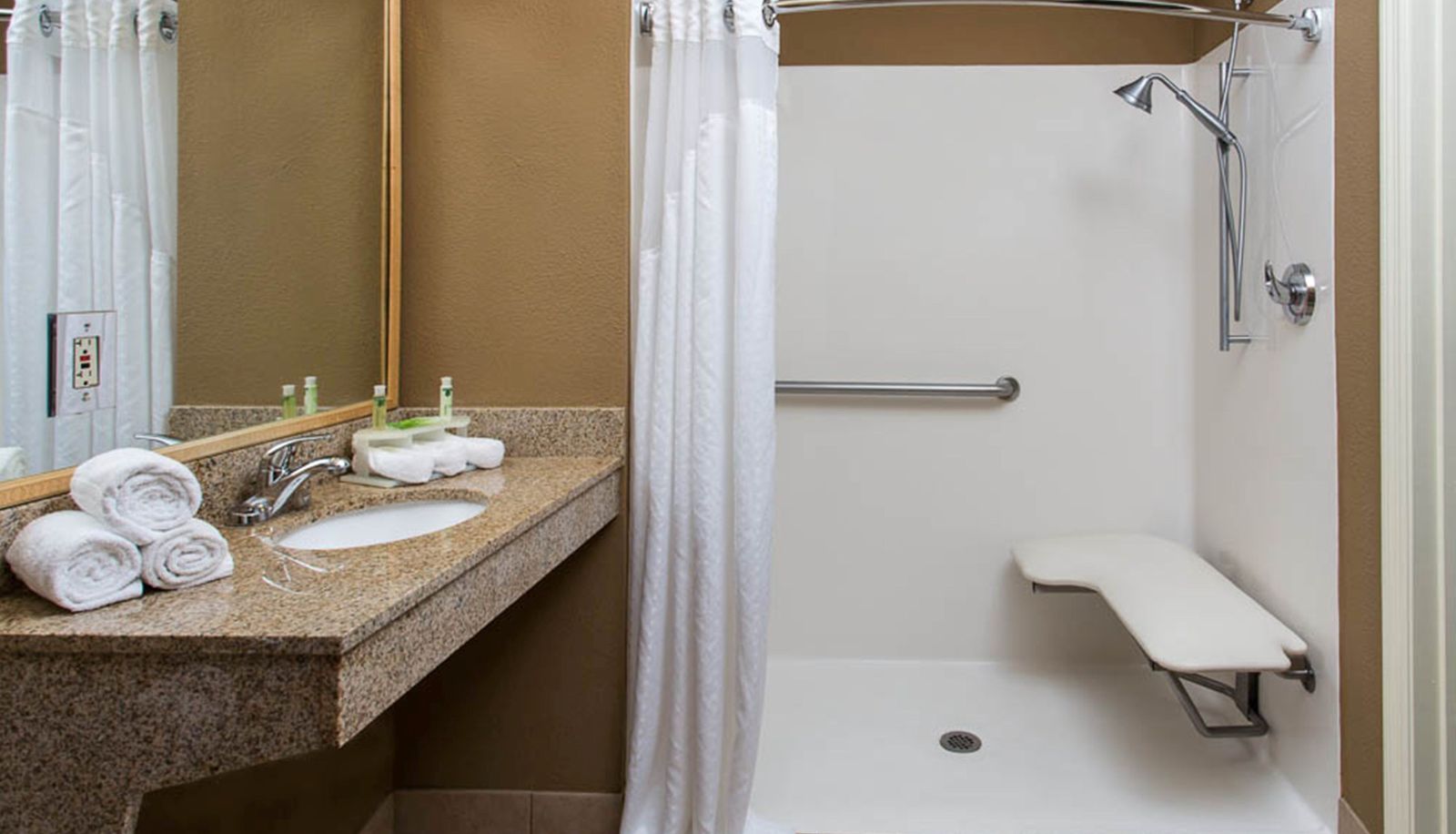 Room - Holiday Inn Express CLERMONT by IHG