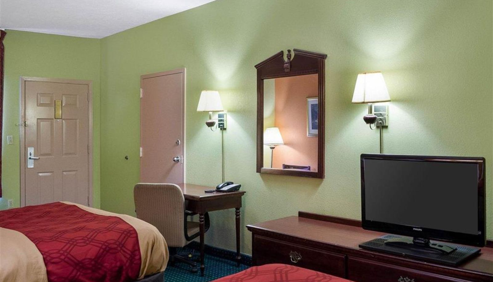 Zimmer - Econo Lodge Canton I-55