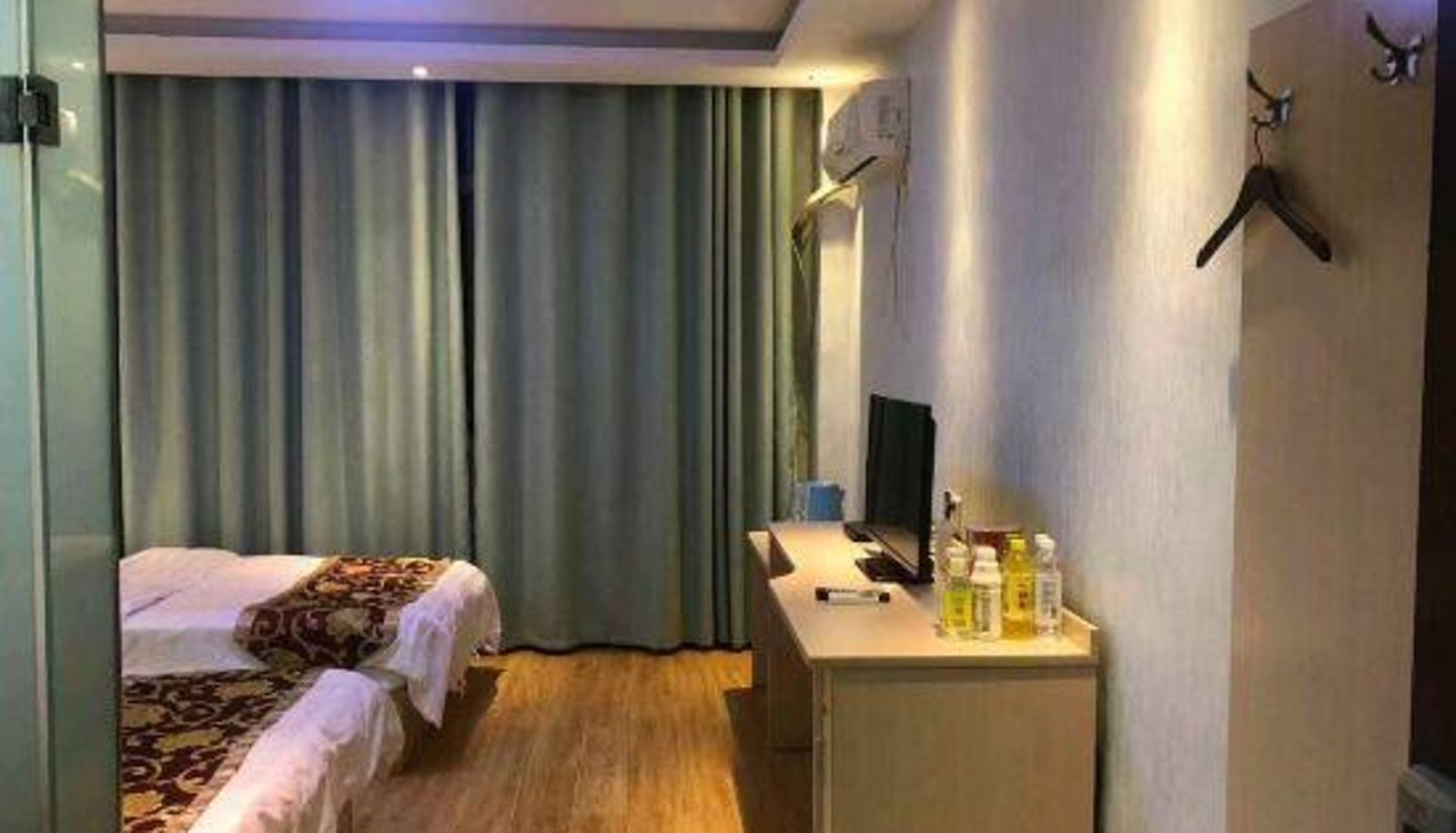 Zimmer - Shangpin Yiju Hotel (Biyang No.6 Middle School Bus Station)