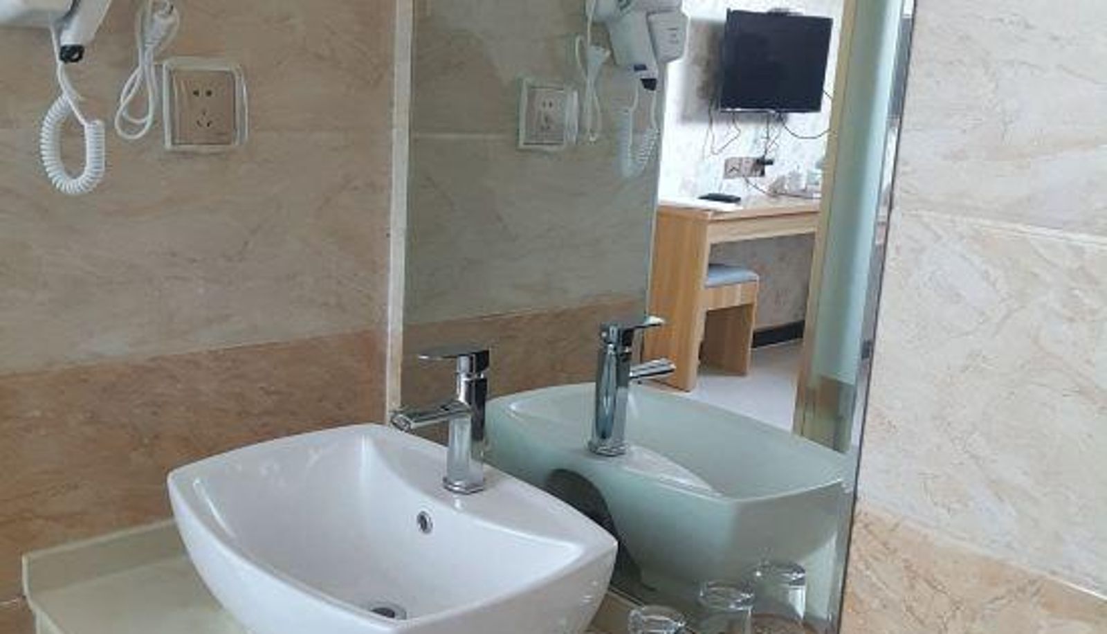 Julu Orange Express Hotel