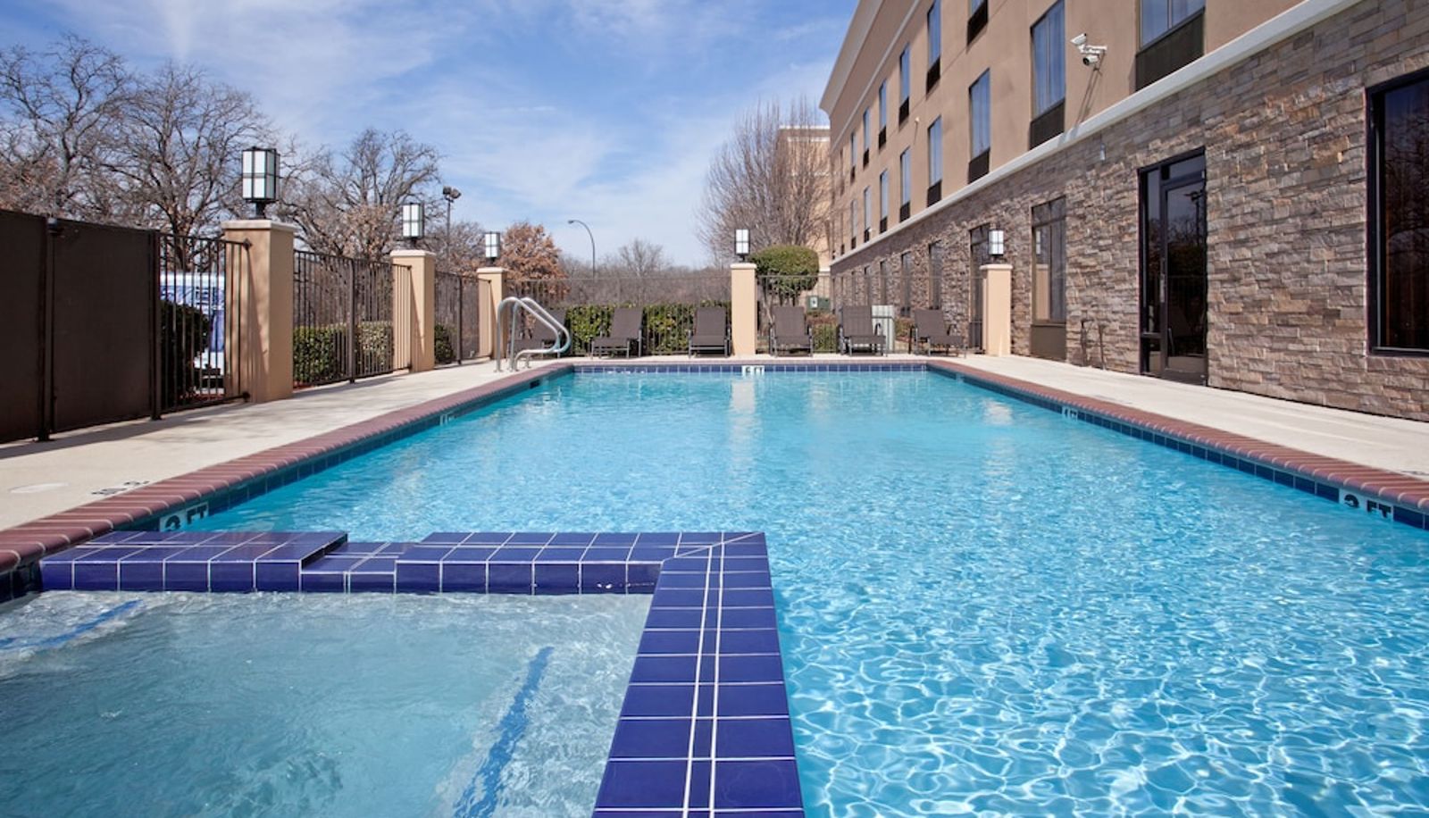 Pool - Holiday Inn Express & Suites ARLINGTON (I-20-PARKS MALL) by IHG