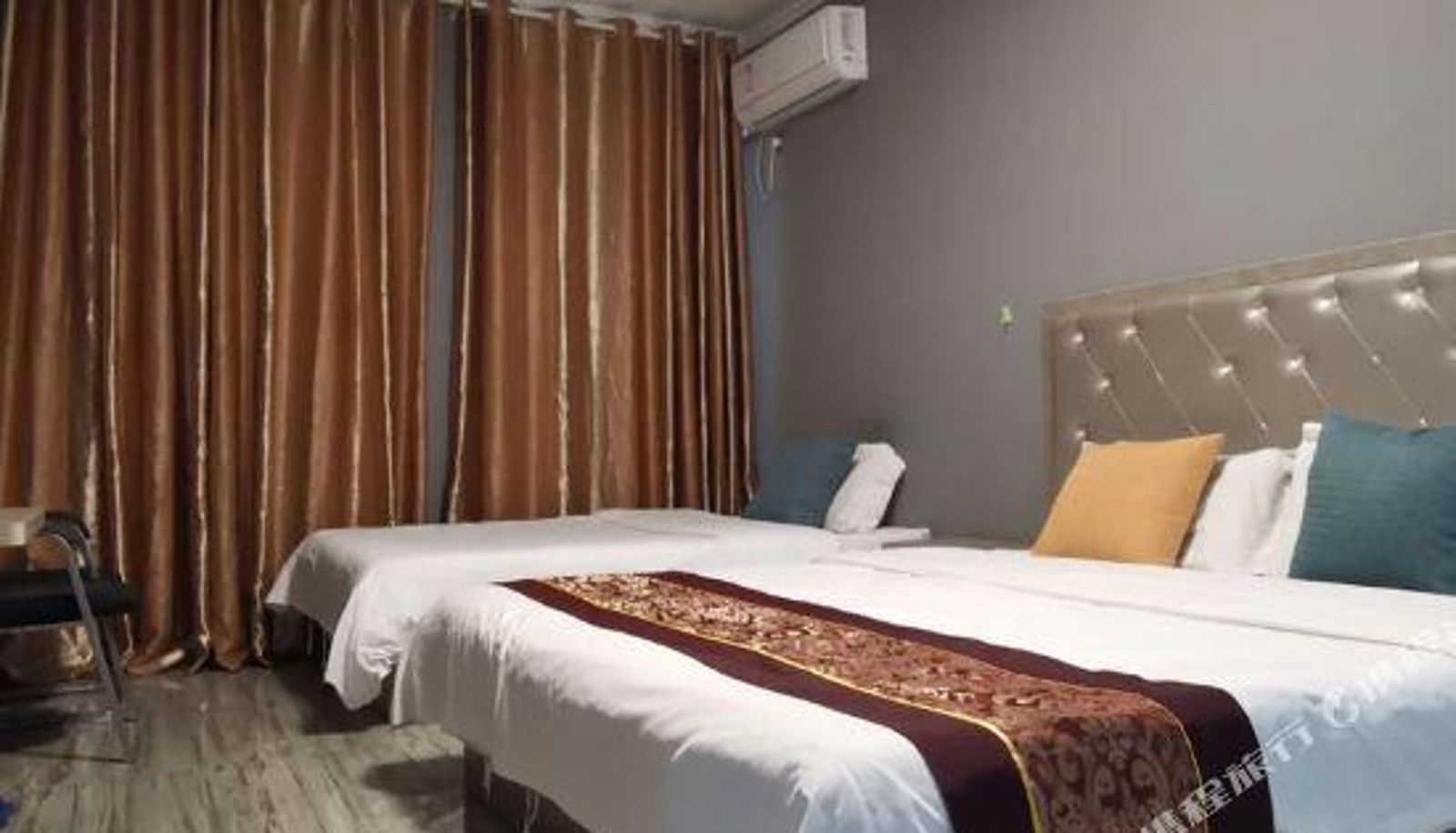 Zimmer - Xinzheng Manka Hotel (Henan Engineering College)