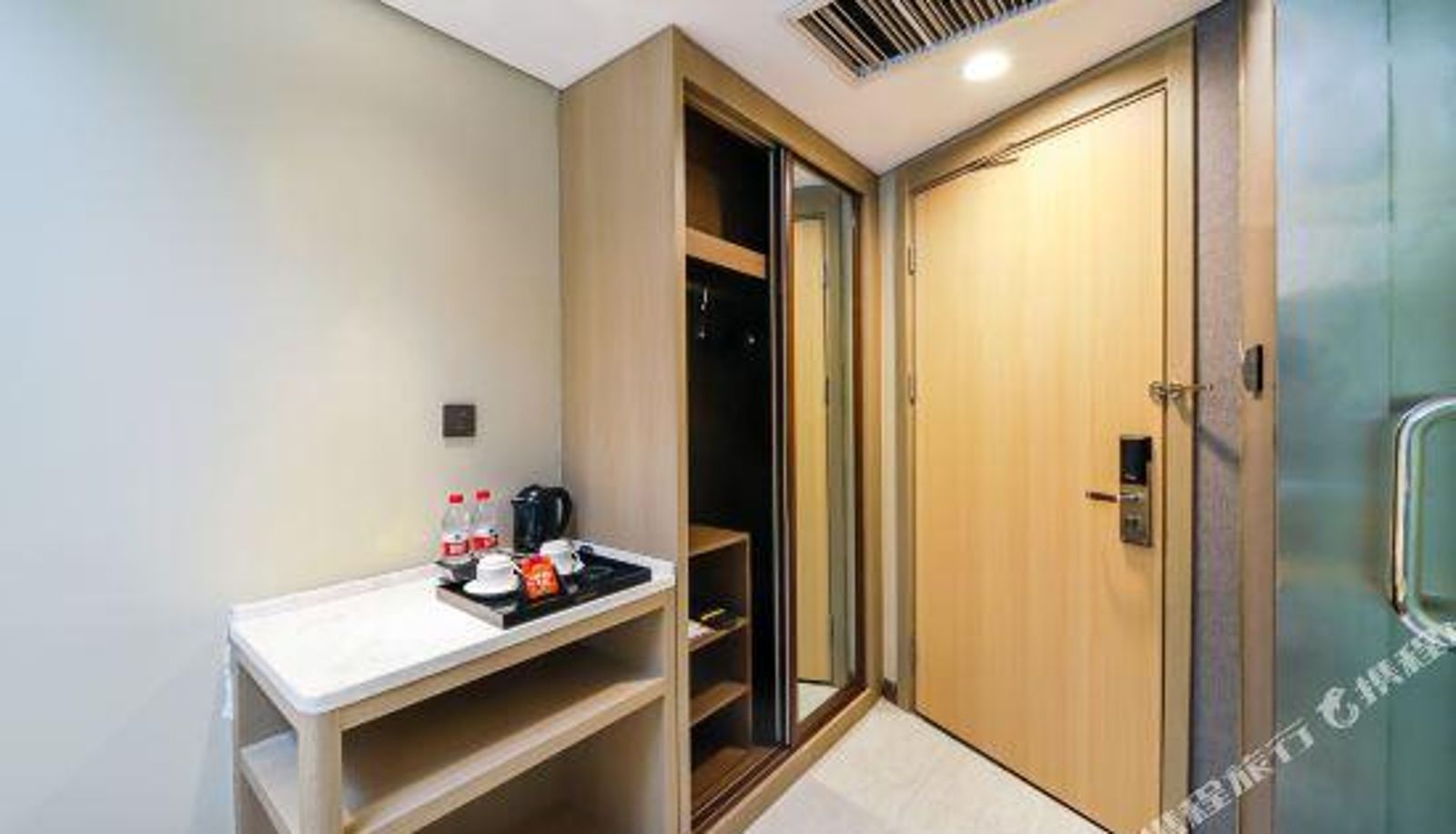 Vista interna - Homeinn Selected (Zhengzhou Xinzheng International Airport)