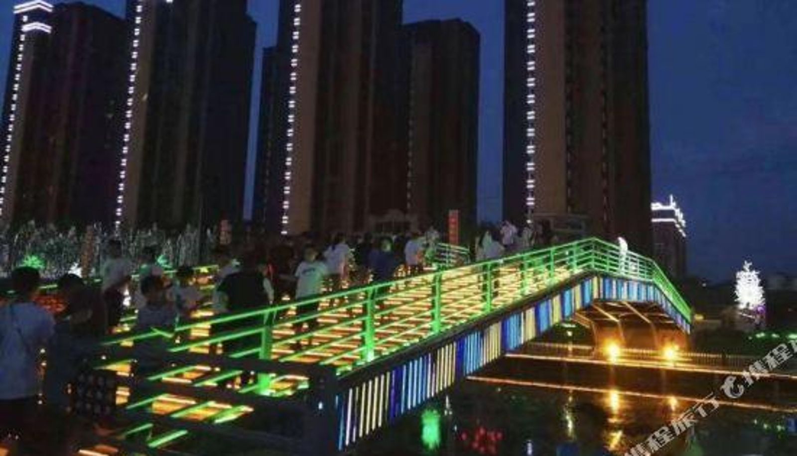 Innenbreich - Huayi Hotel (Fuling Huadu Avenue)