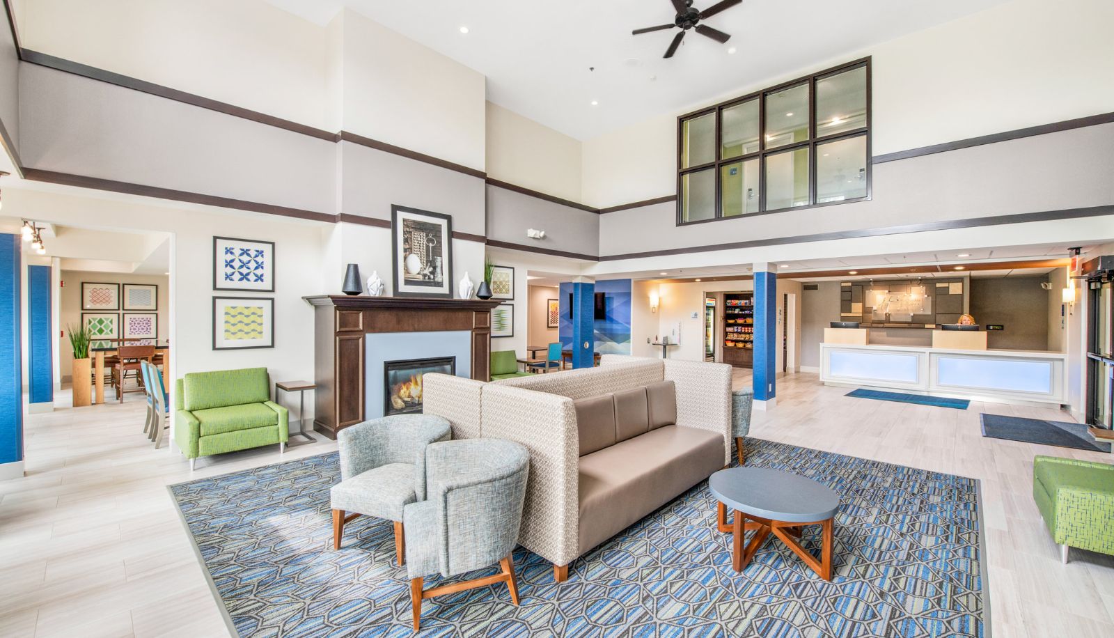 Informacje - Holiday Inn Express & Suites DELAFIELD by IHG
