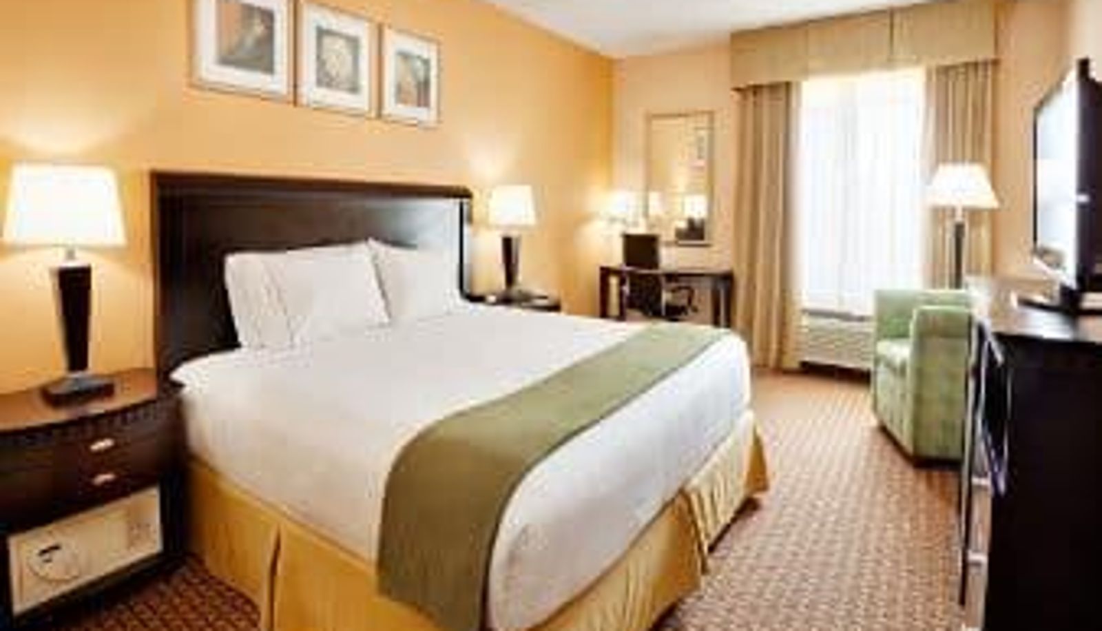 Room - Baymont by Wyndham East Windsor Bradley Airport