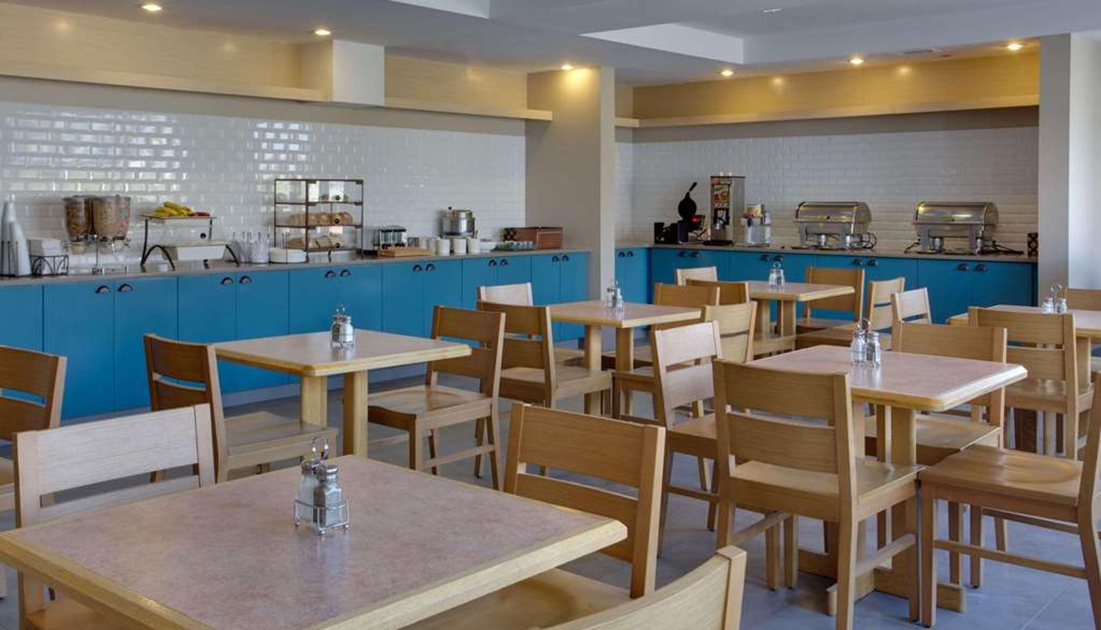 Restaurant - Country Inn & Suites by Radisson Frederick MD