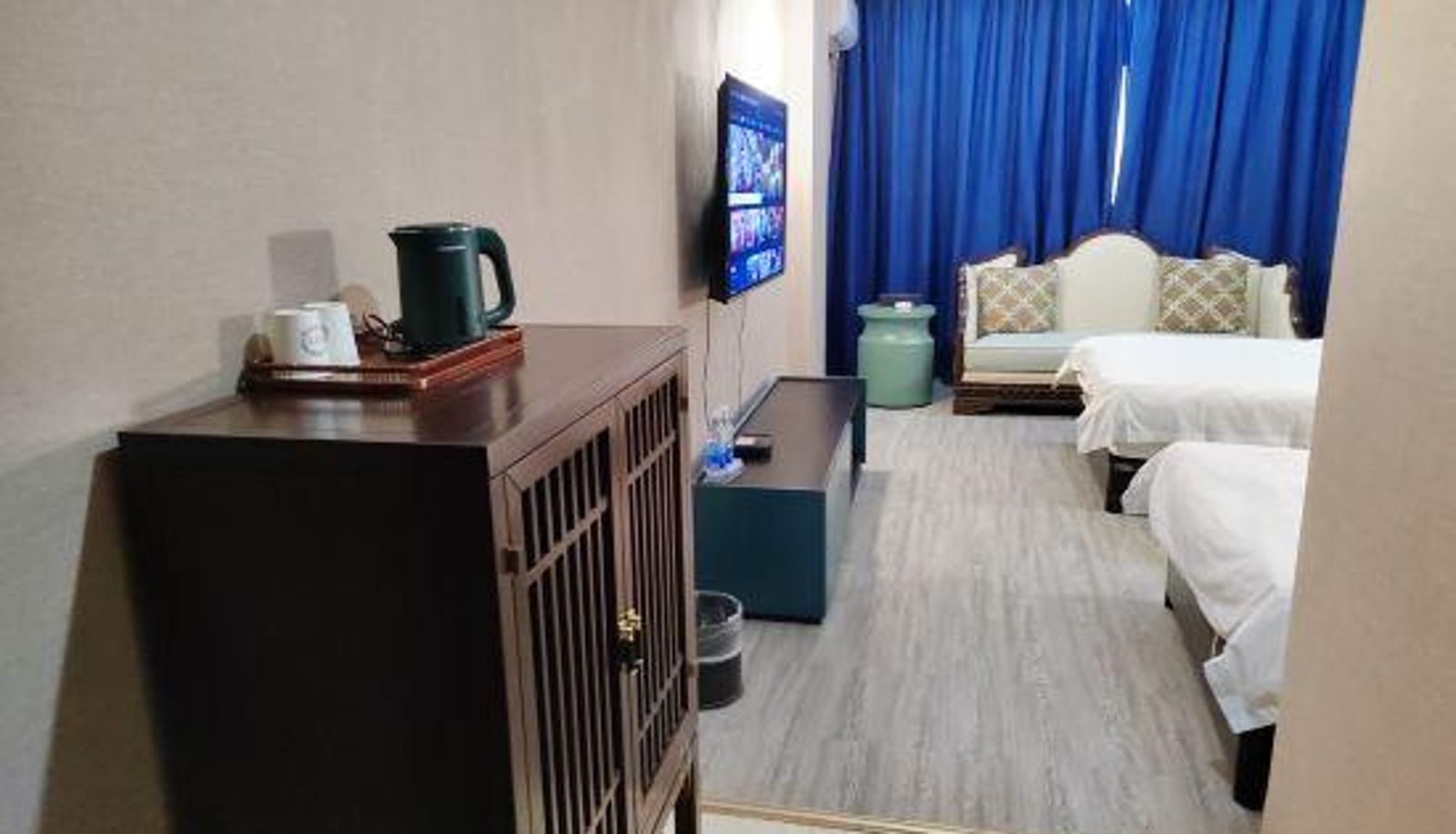 Zimmer - Cang Long Hotel