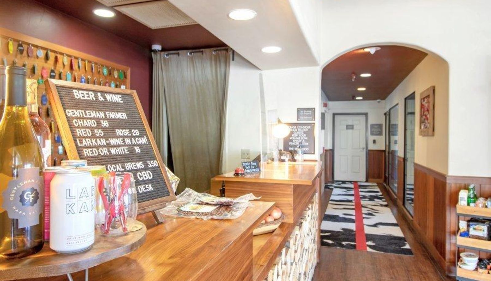 Hall - The Redwood Riverwalk Hotel