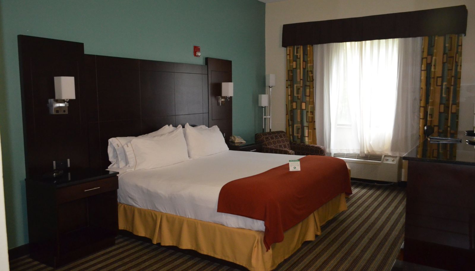 Room - Holiday Inn Express & Suites WEST POINT-FORT MONTGOMERY by IHG