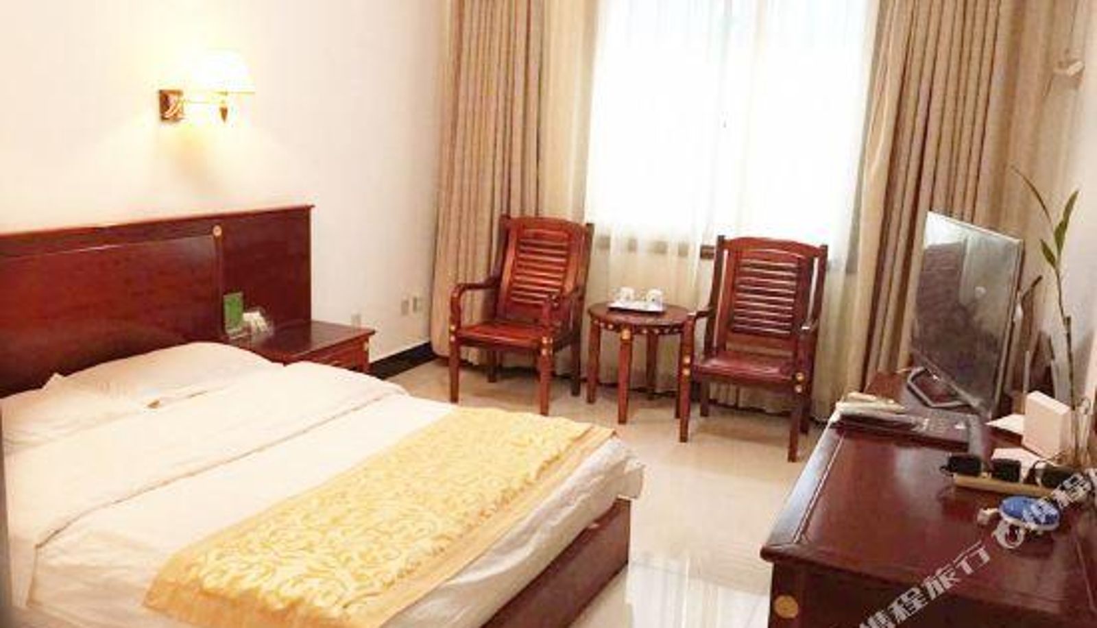 Kamer - Mangshi Jiayuan Hotel