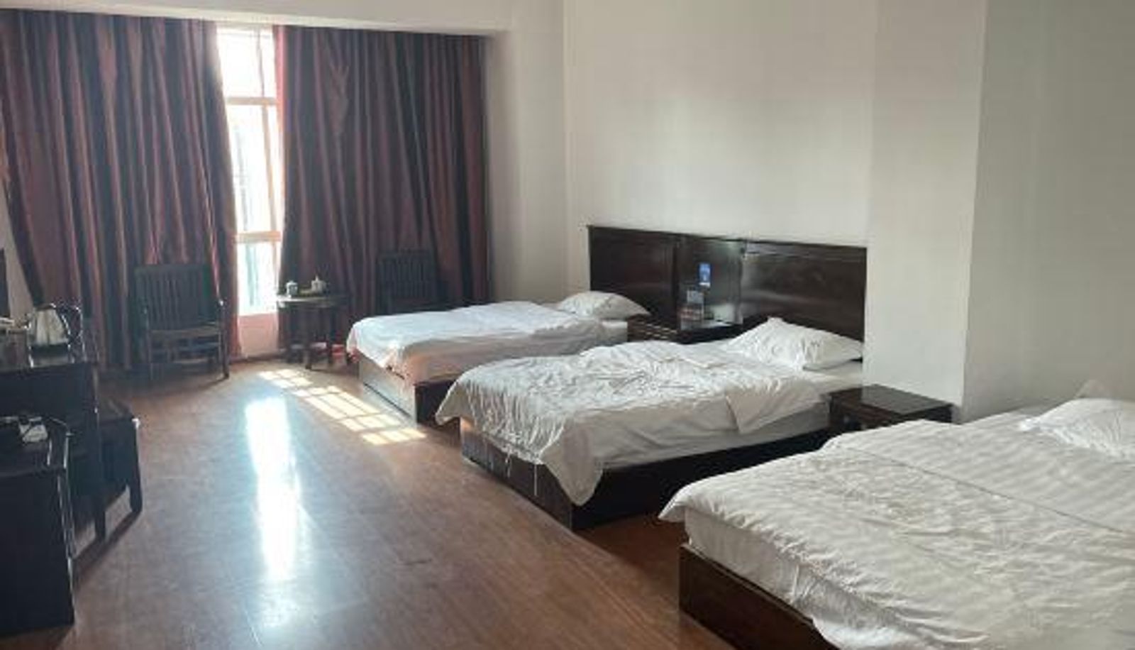 Kamer - Mangshi Lidan Hotel