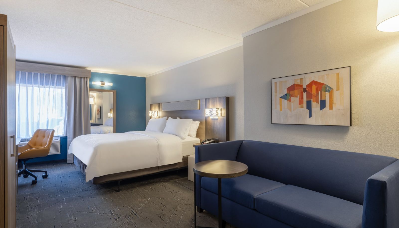 Room - Holiday Inn Express & Suites GREENSBORO-(I-40 @ WENDOVER) by IHG