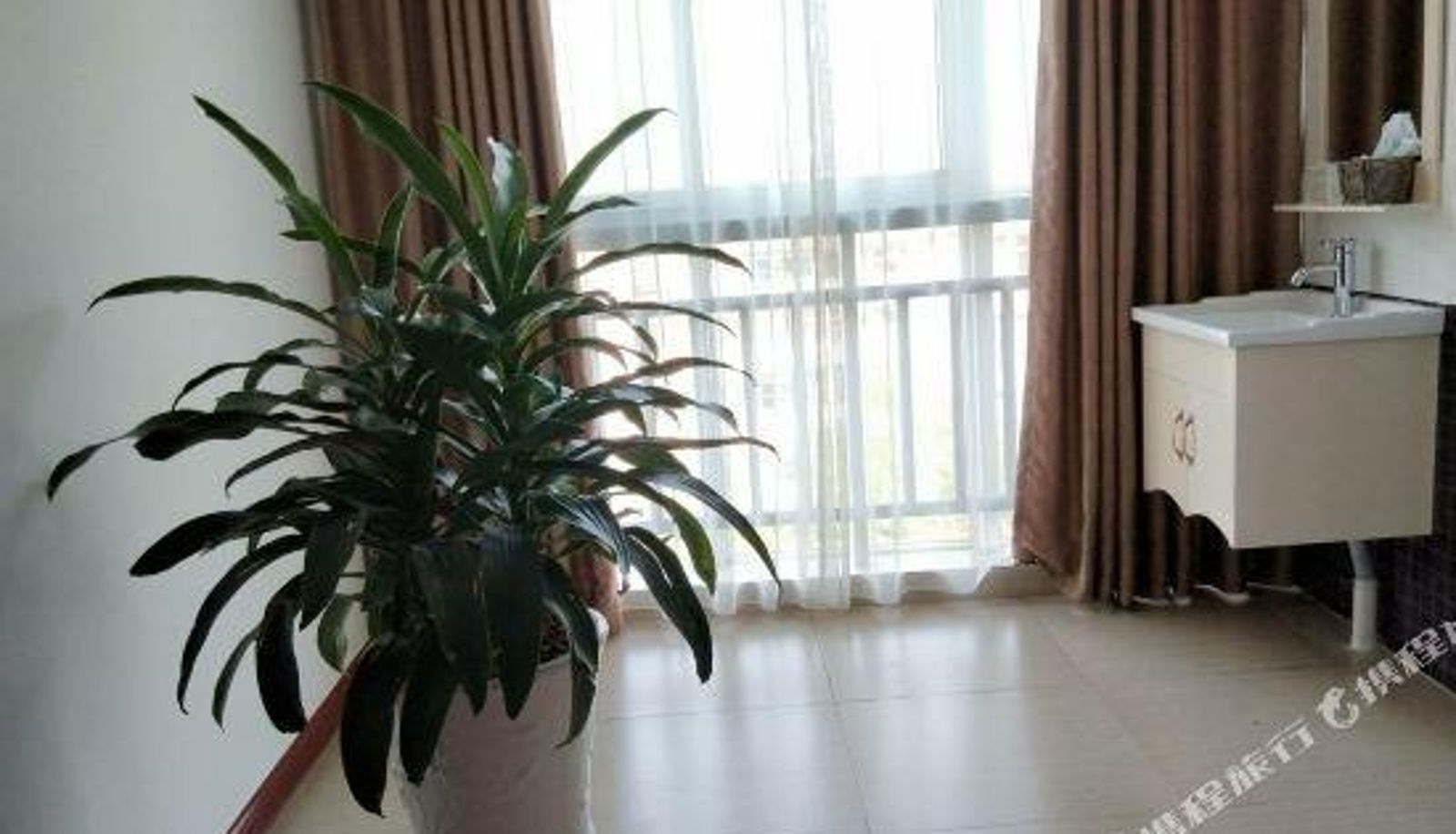 Camera - Pu'er Jun'an Business Hotel