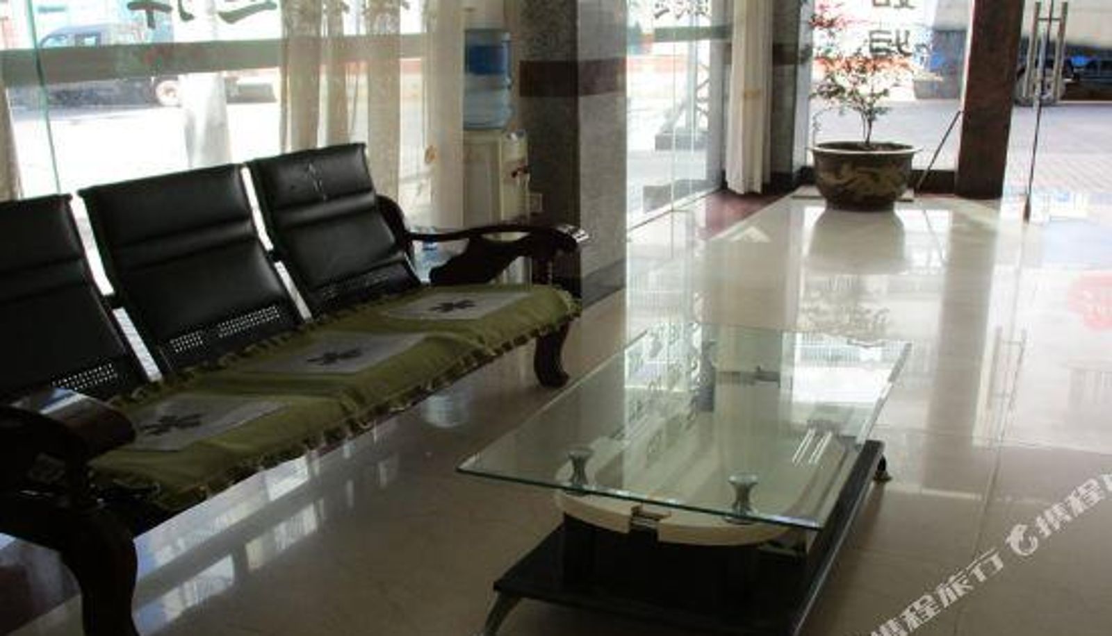 Widok wnętrza - Pu'er Guoyu Hotel