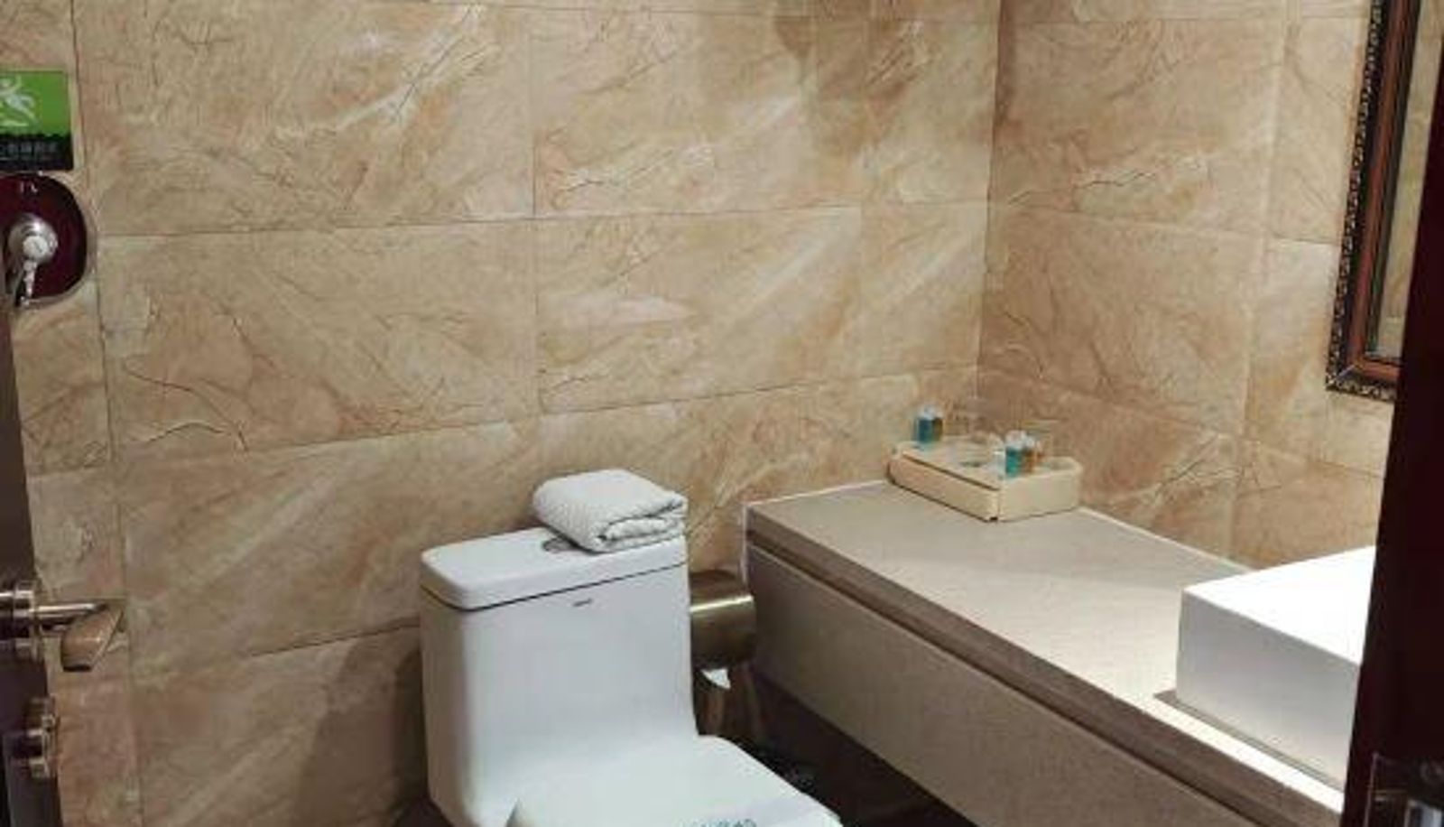 Camera business - Hezhou Hotel