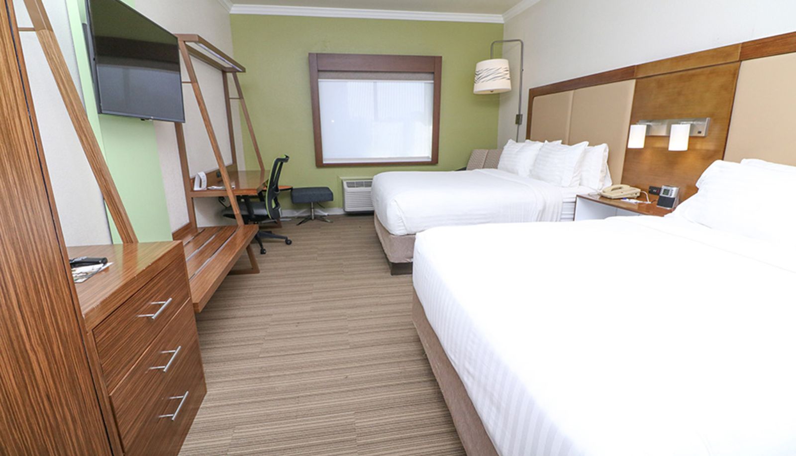 Room - Holiday Inn Express & Suites GREENVILLE by IHG
