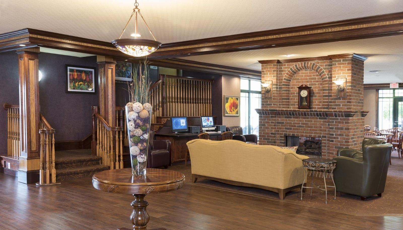 Info - Holiday Inn Express HOLLAND by IHG