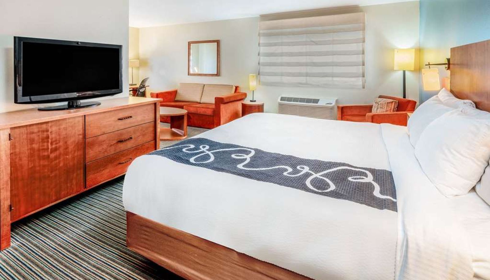 Room - La Quinta Inn & Suites by Wyndham Helena