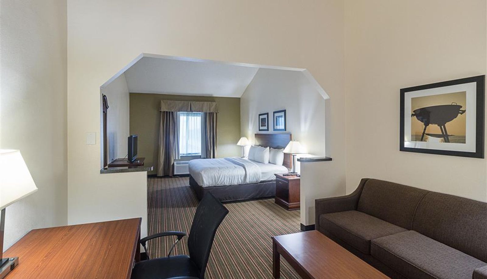 Zimmer - Quality Inn & Suites West Chase