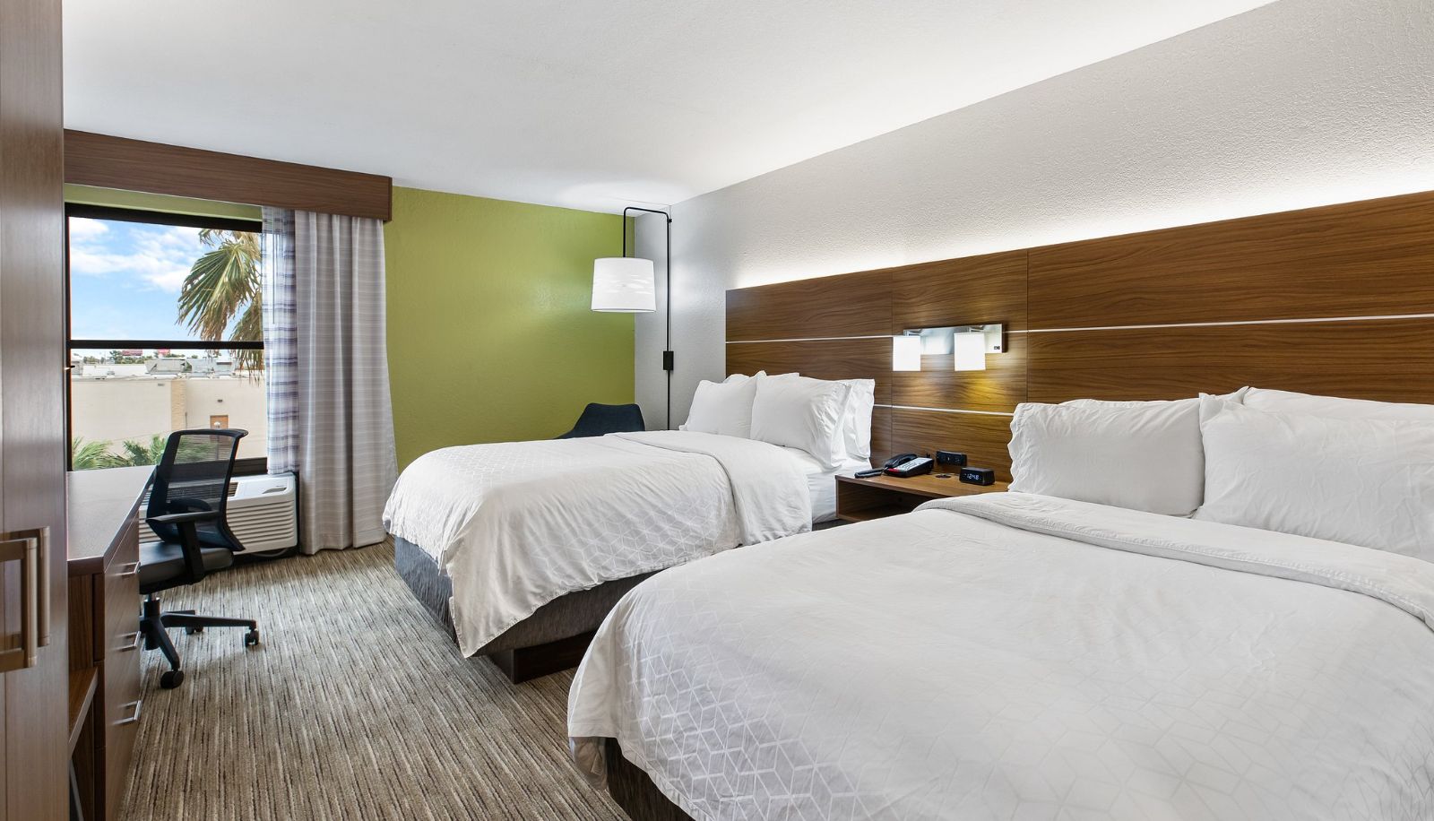 Zimmer - Holiday Inn Express HARLINGEN by IHG