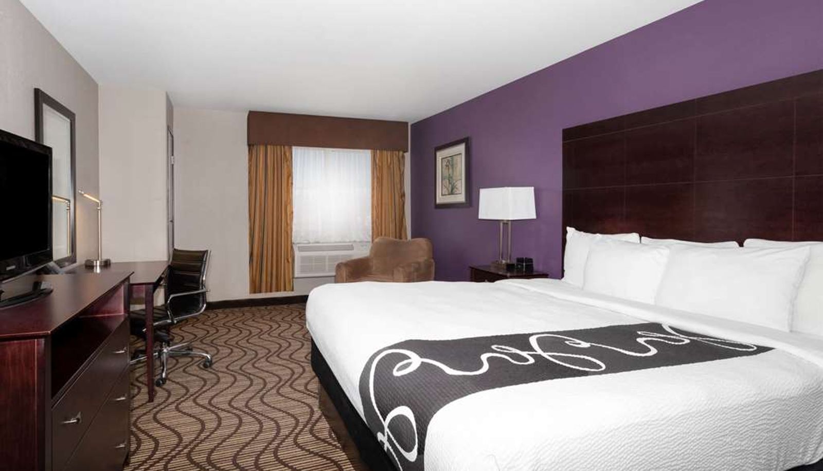 Room - La Quinta Inn & Suites by Wyndham Henderson-Northeast Denver