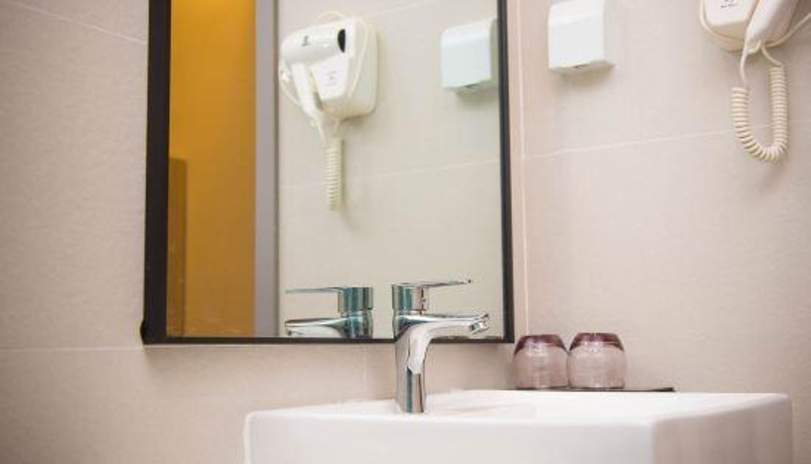 Chambre Business - Yunbai Yun Hotel (Pingdu Xiamen Road Olympic Sports Center)