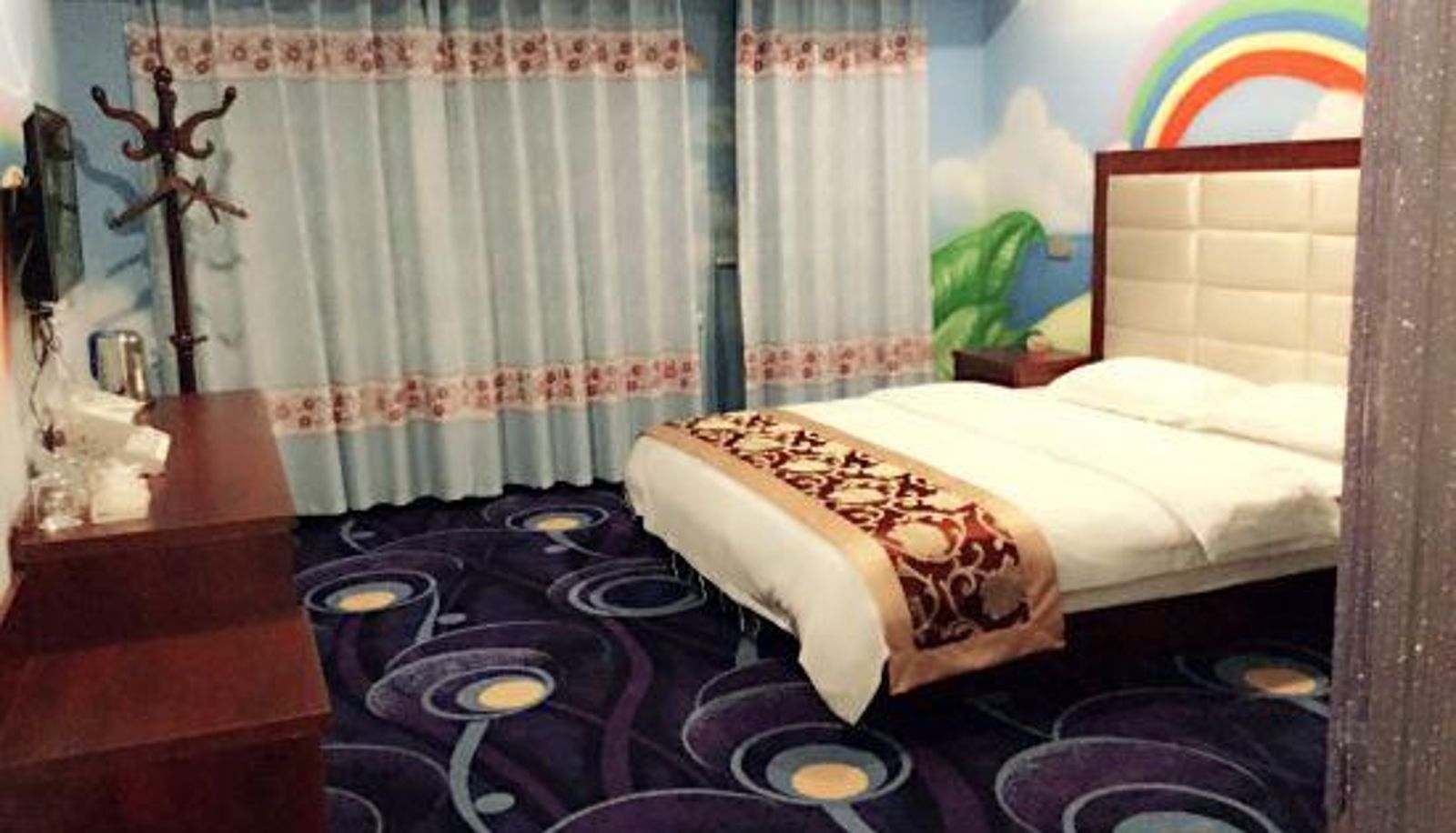 Camera - Qianpeng Theme Hostel
