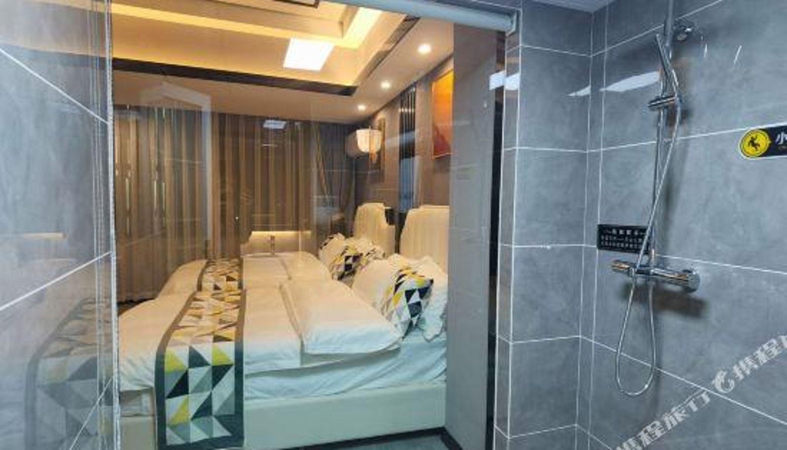Pokój - Chris Intelligent Hotel
