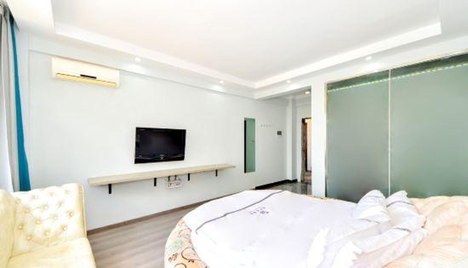 Zimmer - Chuxiong You Shangke Hotel